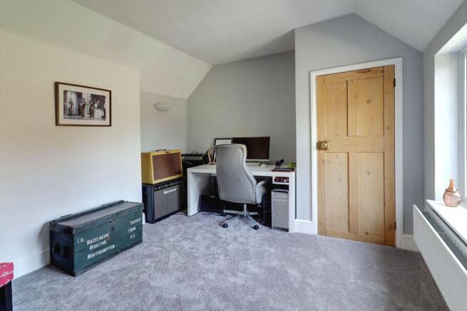 Bedroom 2 (Double)