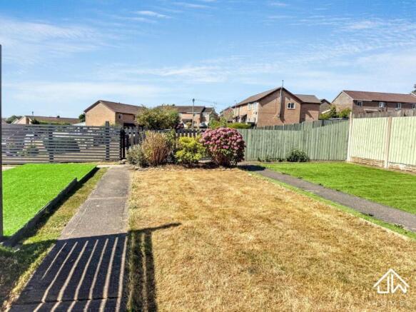FRONT GARDEN