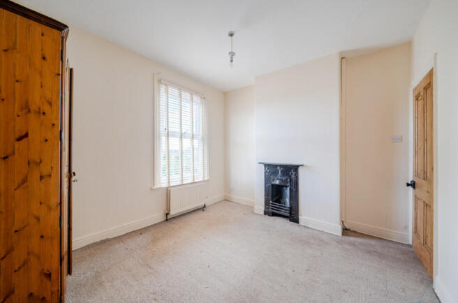 2 bed Terraced for sale Image 8
