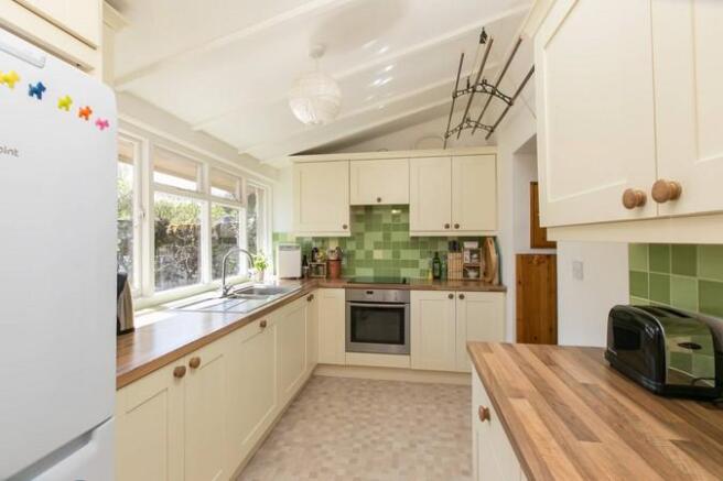 9069_Elm Cottage-24.jpg