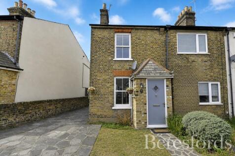 Milton Road, Warley, CM14
