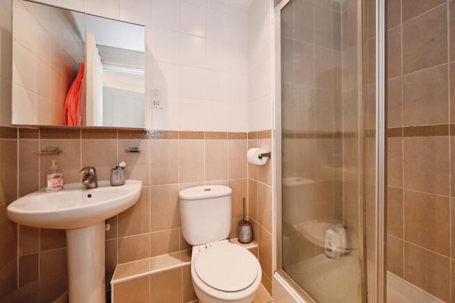 Master En-suite
