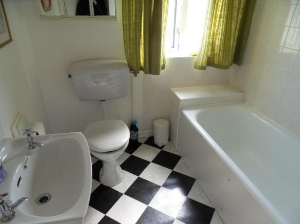 Photo 8