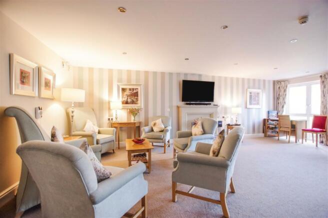 Homeowners Lounge