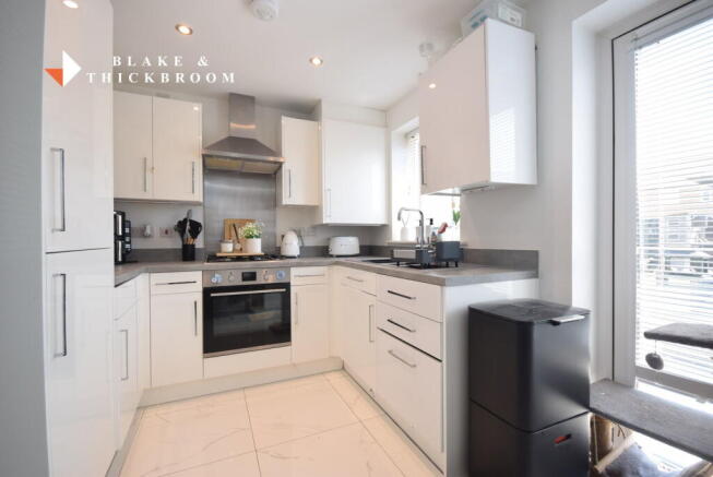Spindle Drive, Little Clacton, CO16 9GX photo 4