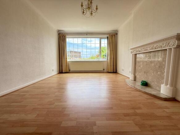 3 bed Semi-Detached Bungalow for sale Image 4