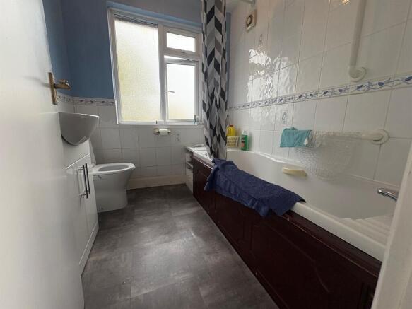 Scarborough Road, Leicester photo 3