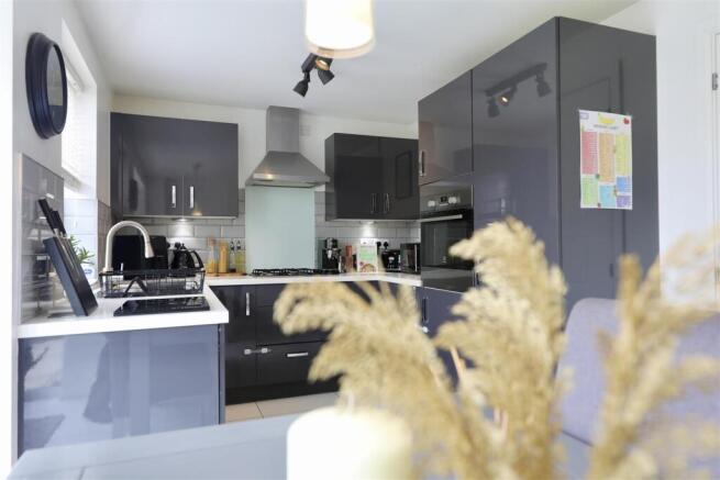 3 bed Detached for sale Image 12