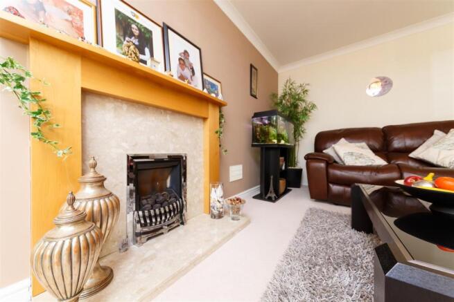 7 Station Close (4 of 30).jpg