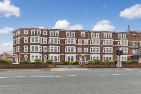 Marine Road East, Empress Court | Spacious Promenade Apartment Overlooking Morecambe Bay