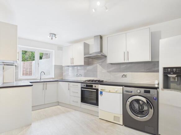 House in Feltham - More