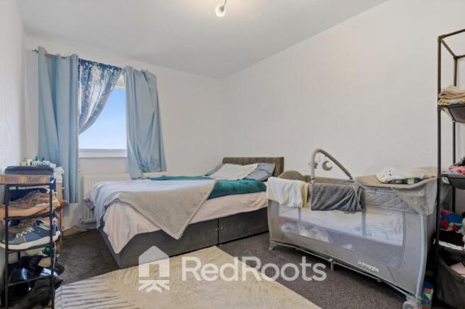 3 bed Semi-Detached for sale Image 12
