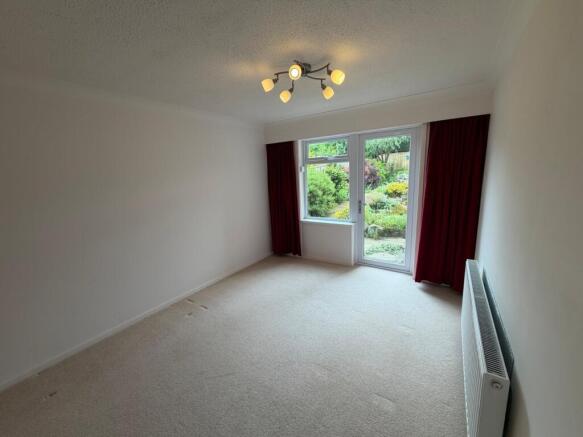 4 bed Detached to rent Image 5