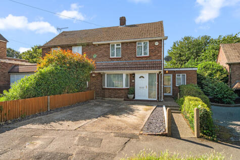 Bittams Lane, Chertsey, Surrey, KT16