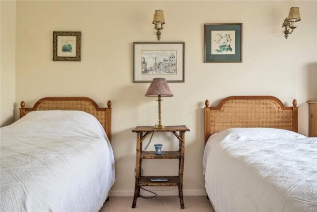 2nd Bedroom