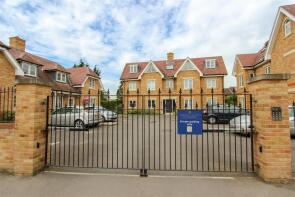 9, Saxon Court, High Street, Iver SL0 9PW