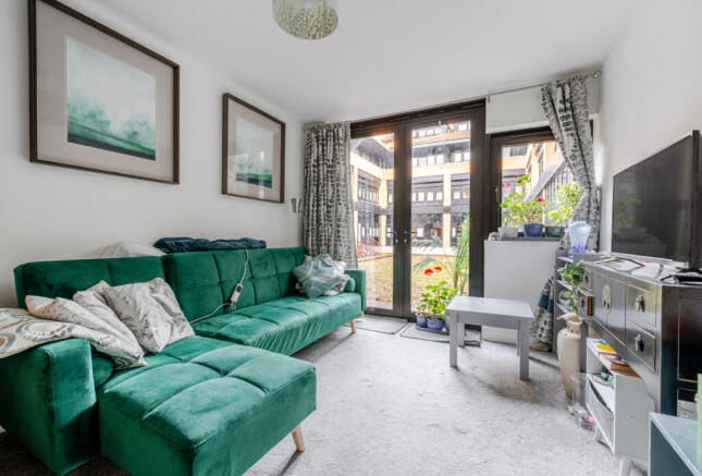 1430973-11-69bae2...