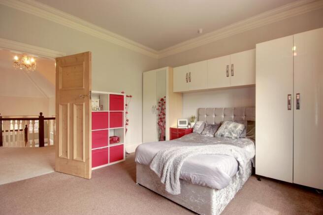 Bedroom 2 (Double)