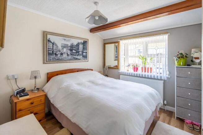 2 bed Park Home for sale Image 10