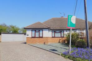 8, Alderton Close, Pilgrims Hatch CM15 9QW