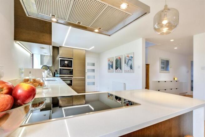 Kitchen_1.jpeg