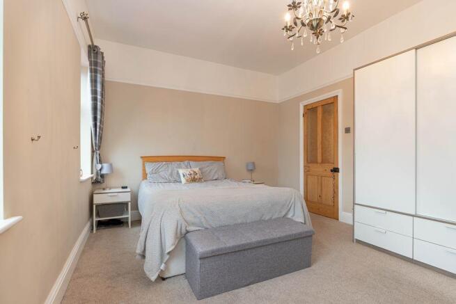 Bedroom 1 (Double)