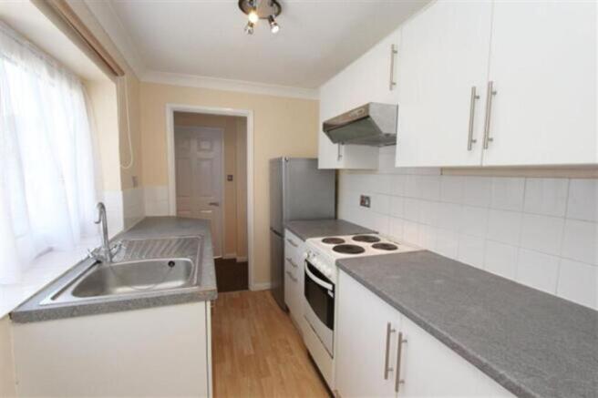 Millbrook Road East, Southampton, SO15 photo 4