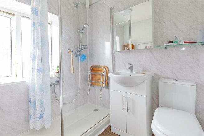 Shower Room-1.jpg