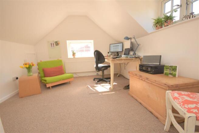 Bedroom/Home Office