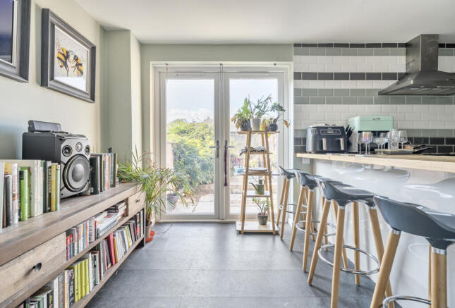 1325581-16-688a58...