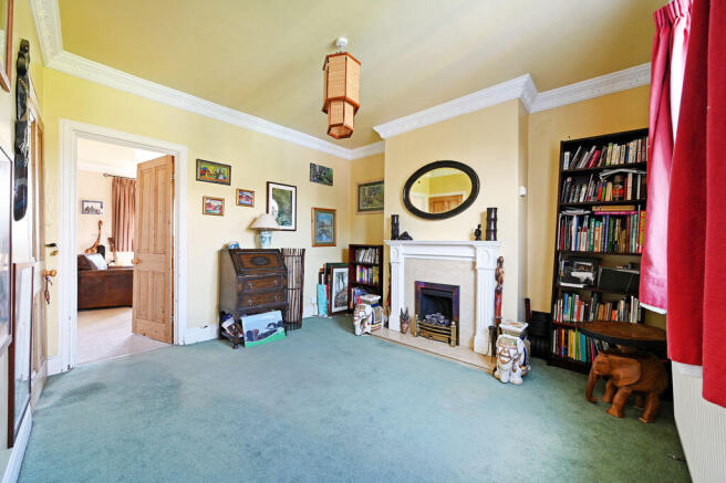2 bed Semi-Detached for sale Image 9