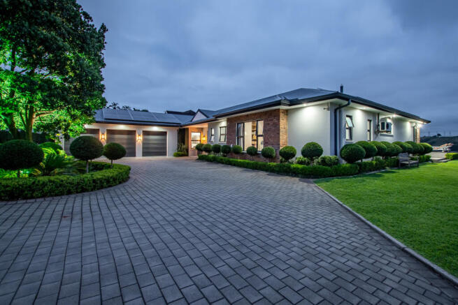 An exceptional family home