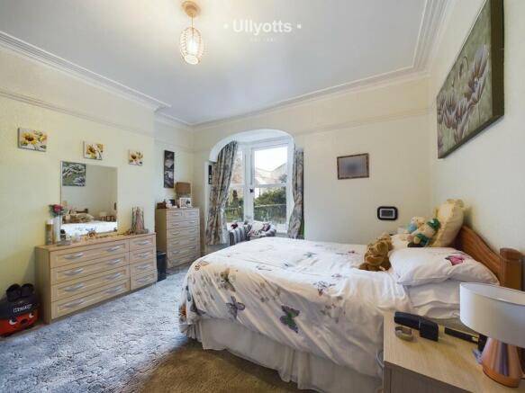 4 bed Semi-Detached for sale Image 5