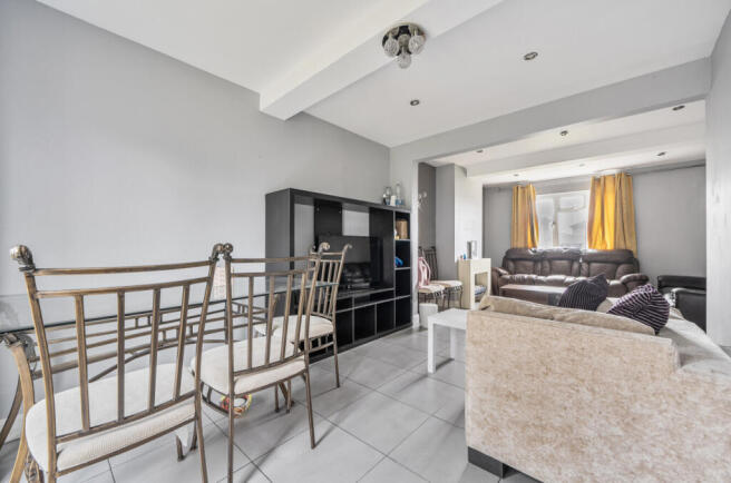 1409828-12-698b2c...