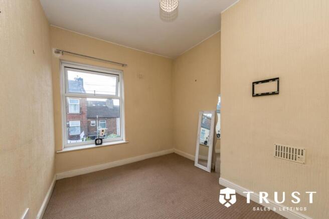 2 bed Terraced to rent Image 7