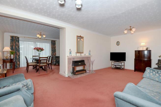 Lounge Dining Room