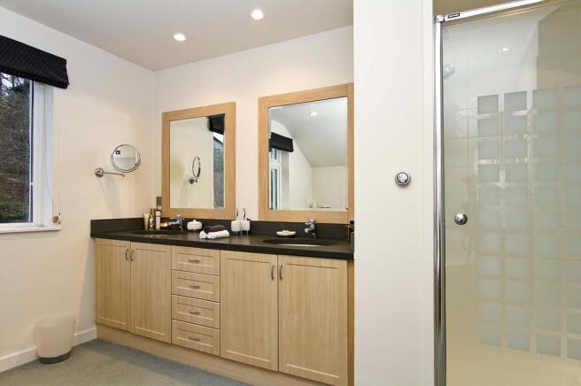Master Bedroom 1 ...