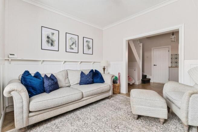 3 bed Terraced for sale Image 6
