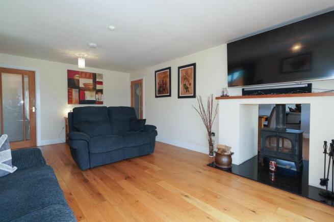 Lounge With Double Sided Stove