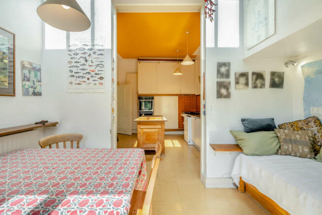 8557138-interior20-800