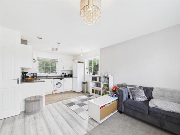 Lounge/Dining/Kitchen