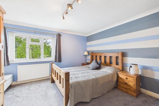 2 bed Terraced for sale Image 10