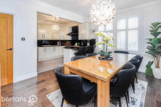 4 bed House for sale Image 9