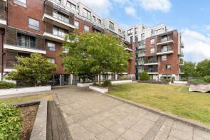Flat 16, 201 Brunel Court, Green Lane, Edgware HA8 8YT