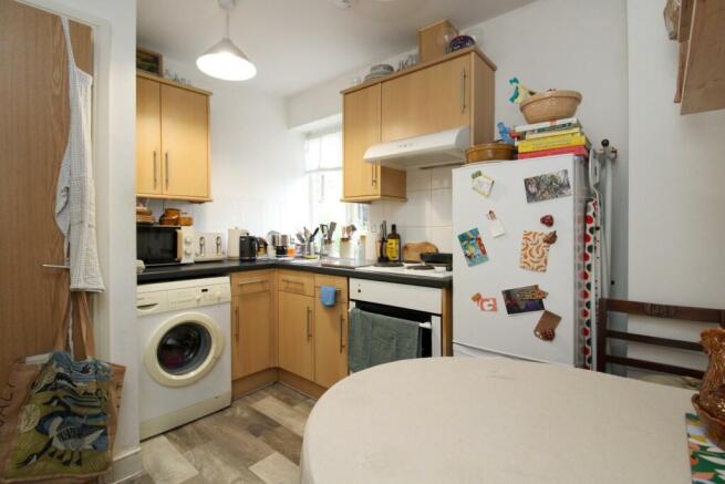 1 bed Flat for sale Image 4