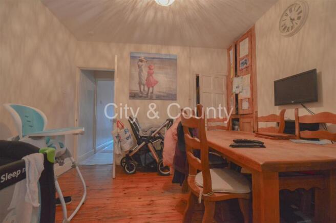 Dining Room.jpg