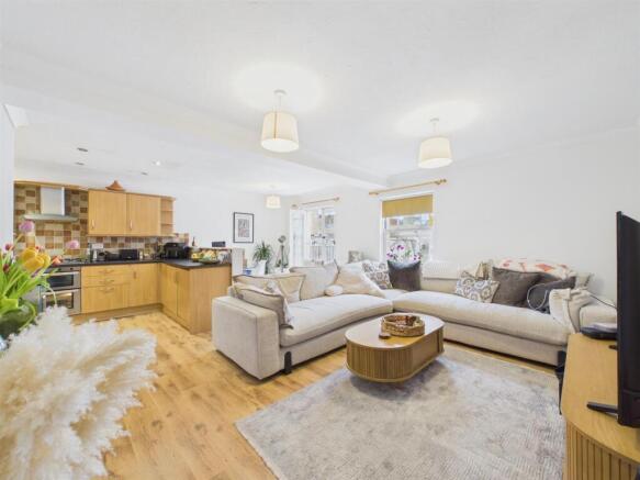 Open plan lounge, kitchen & Diner