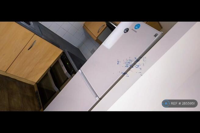 1 bed Flat to rent Image 3