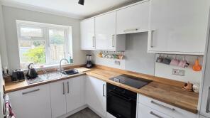 9, East Wick, Haywards Heath RH16 2TH