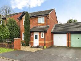 52, Fennel Way, Brympton, Yeovil BA22 8SA